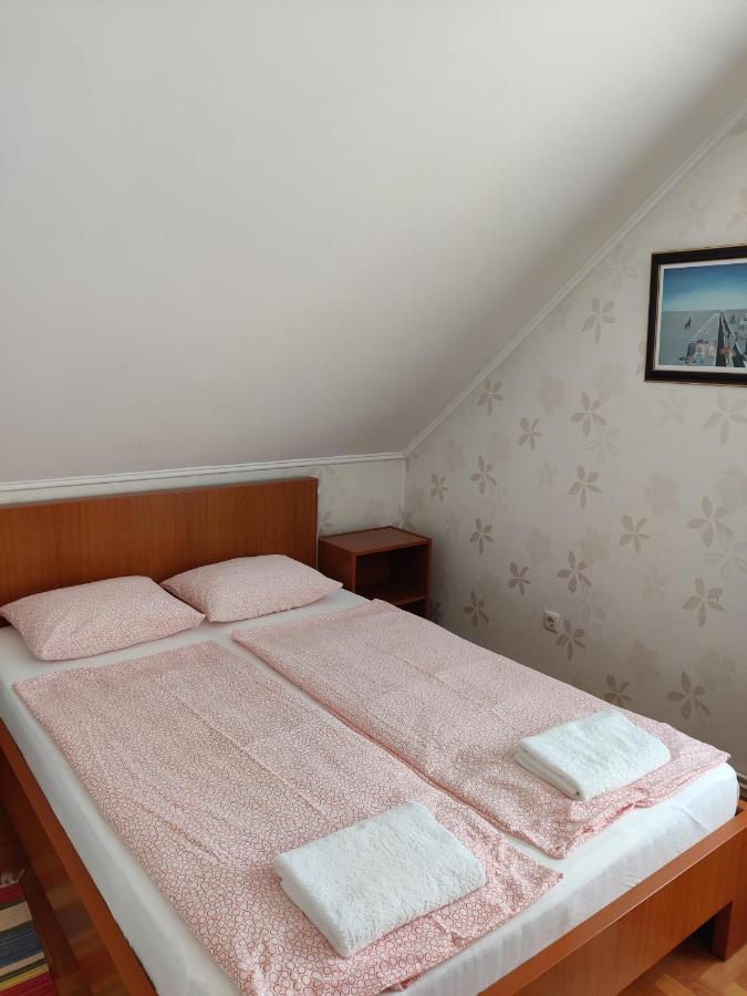Fadora Apartman Tihany Exterior photo