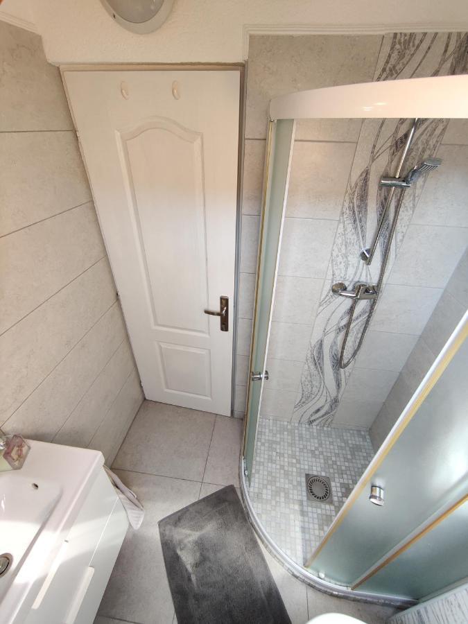 Fadora Apartman Tihany Exterior photo